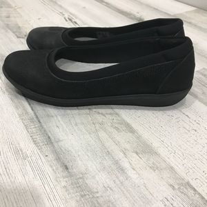 CLARKS CLOUD STEPPERS BLACK SLIP ON COMFORT SHOES